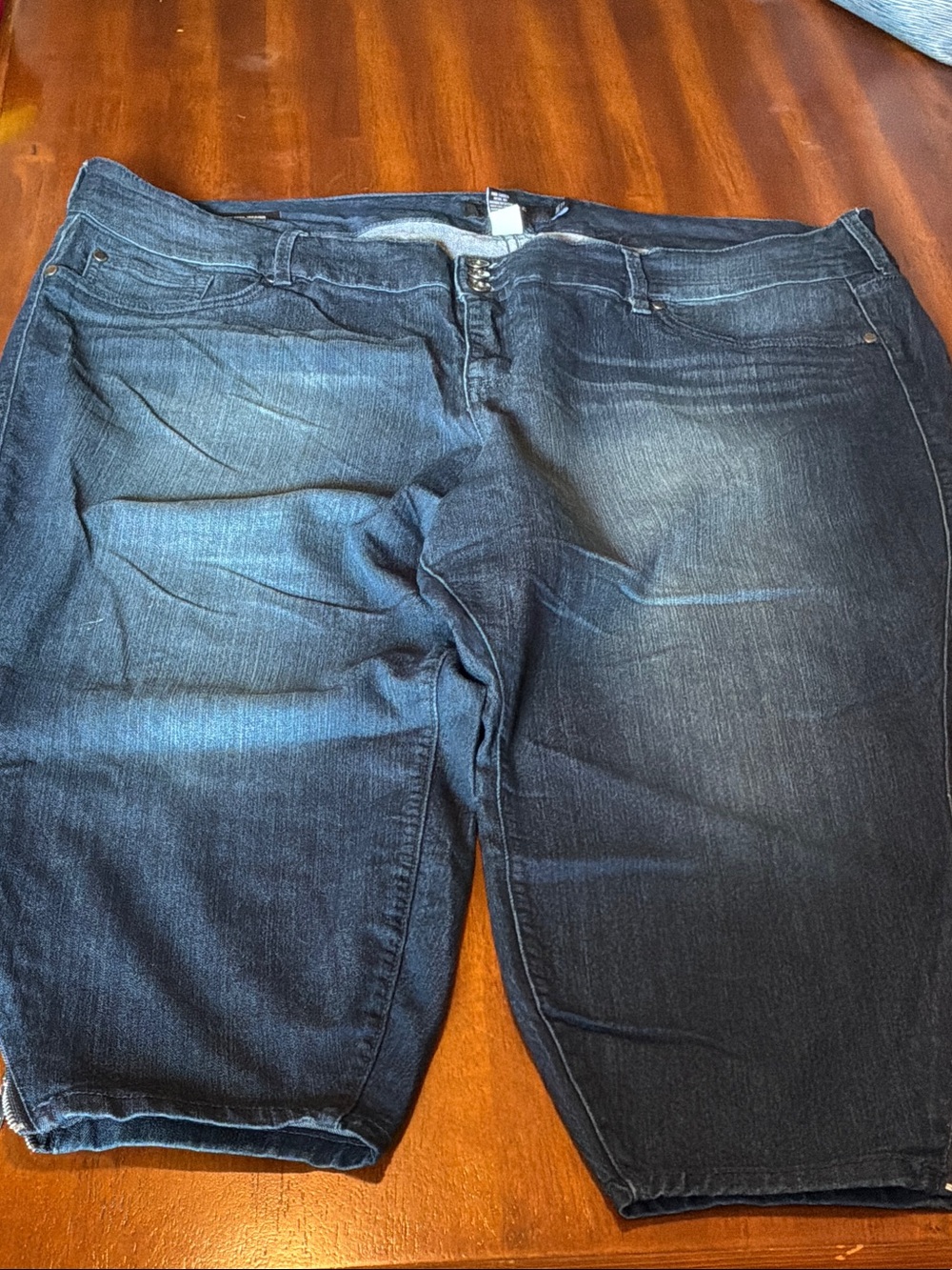 torrid Dark Blue Cropped Stretch Jeans